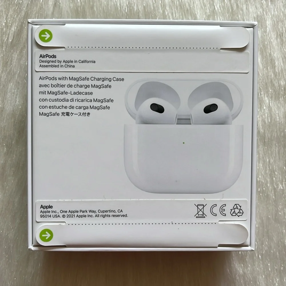 Apple Certified Refurbished AirPods 3rd Generation With MagSafe Charging Case